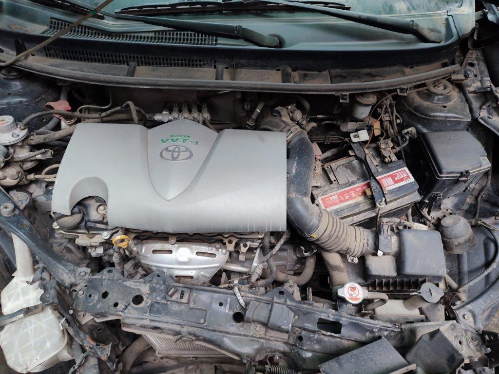  Toyota YARIS 2013    EN DESARME